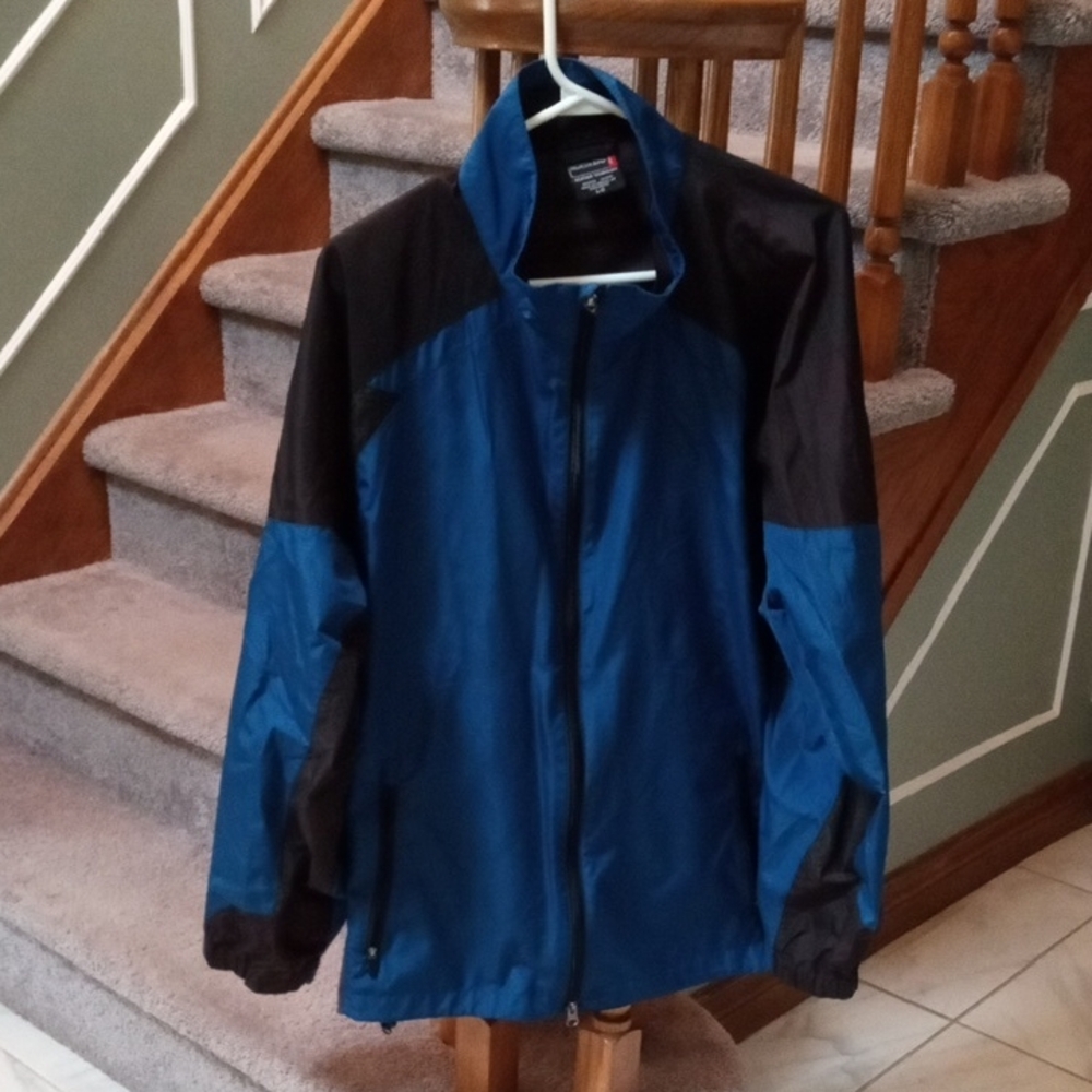 North End Men's Windbreaker in Blue and Black